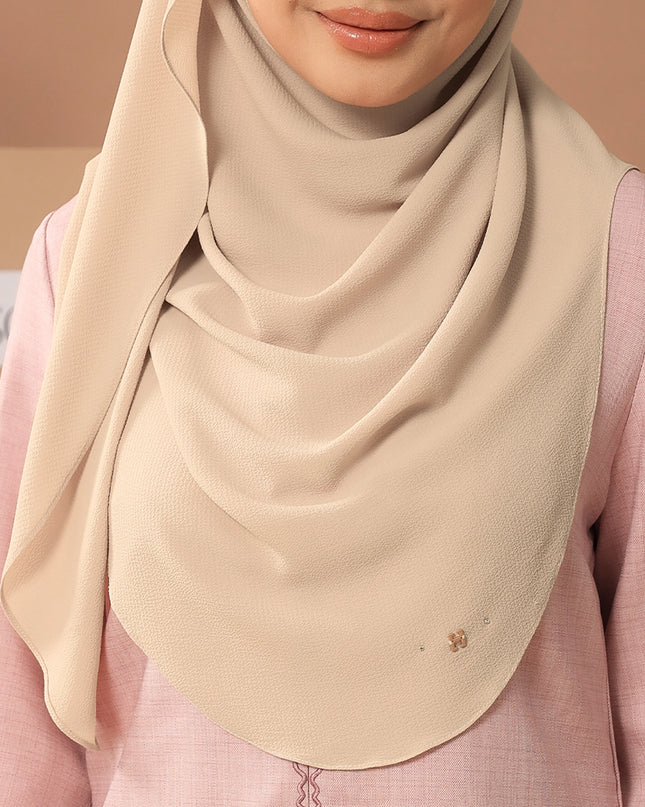 FABLY-SO in MACADAMIA