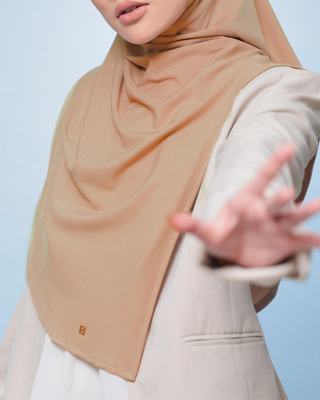 SO-SNAZZY in MARIGOLD