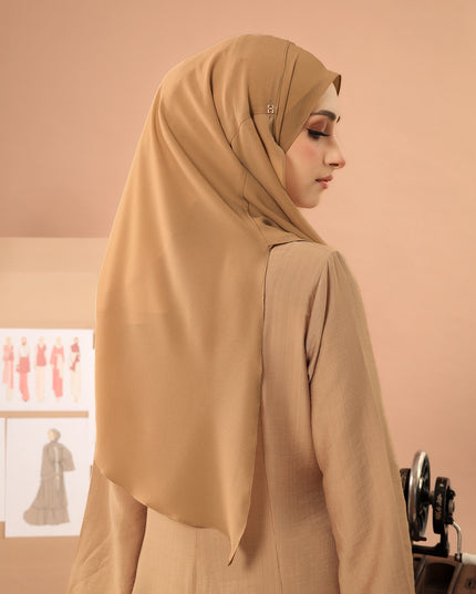 FABLY-SO in MARIGOLD