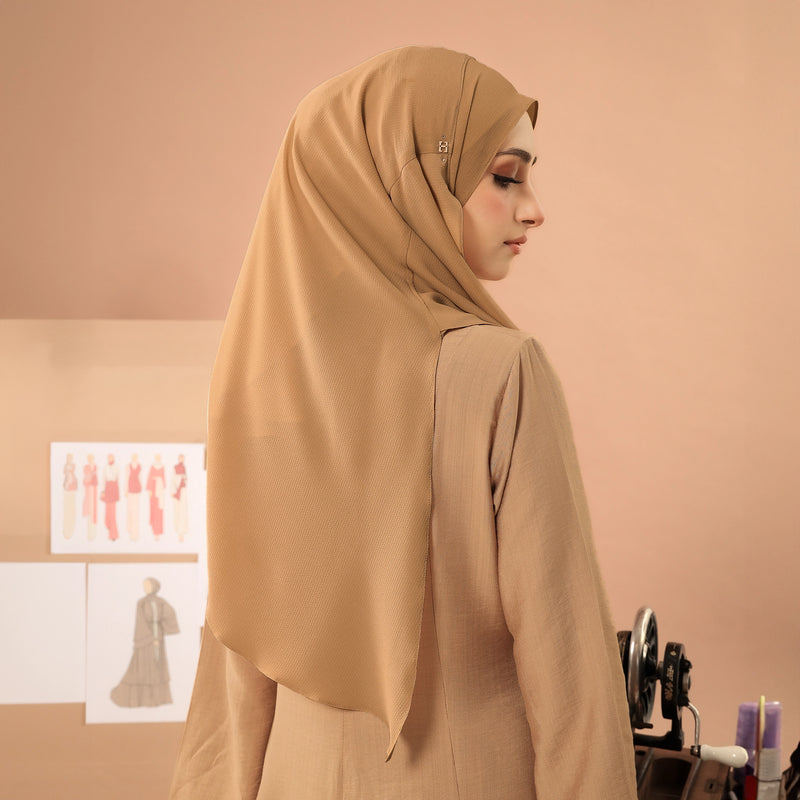 FABLY-SO in MARIGOLD