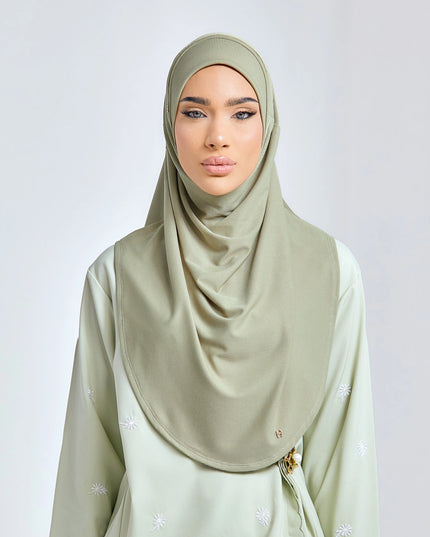 SO-MAREYYA in MILKY KIWI