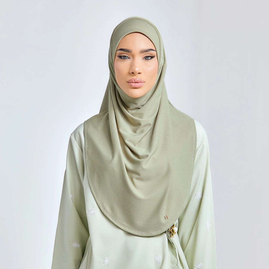 SO-MAREYYA in MILKY KIWI