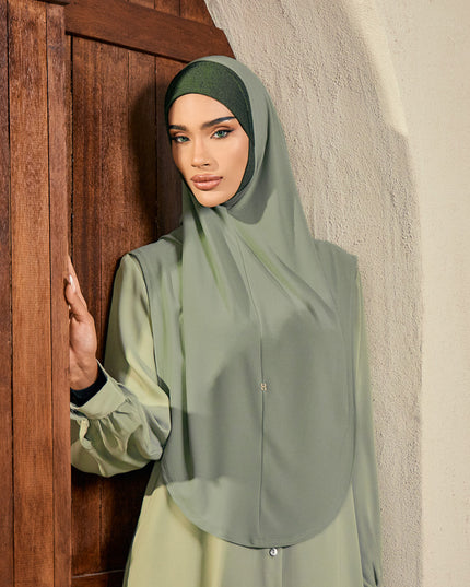 SO-MAHWISH in MILKY KIWI