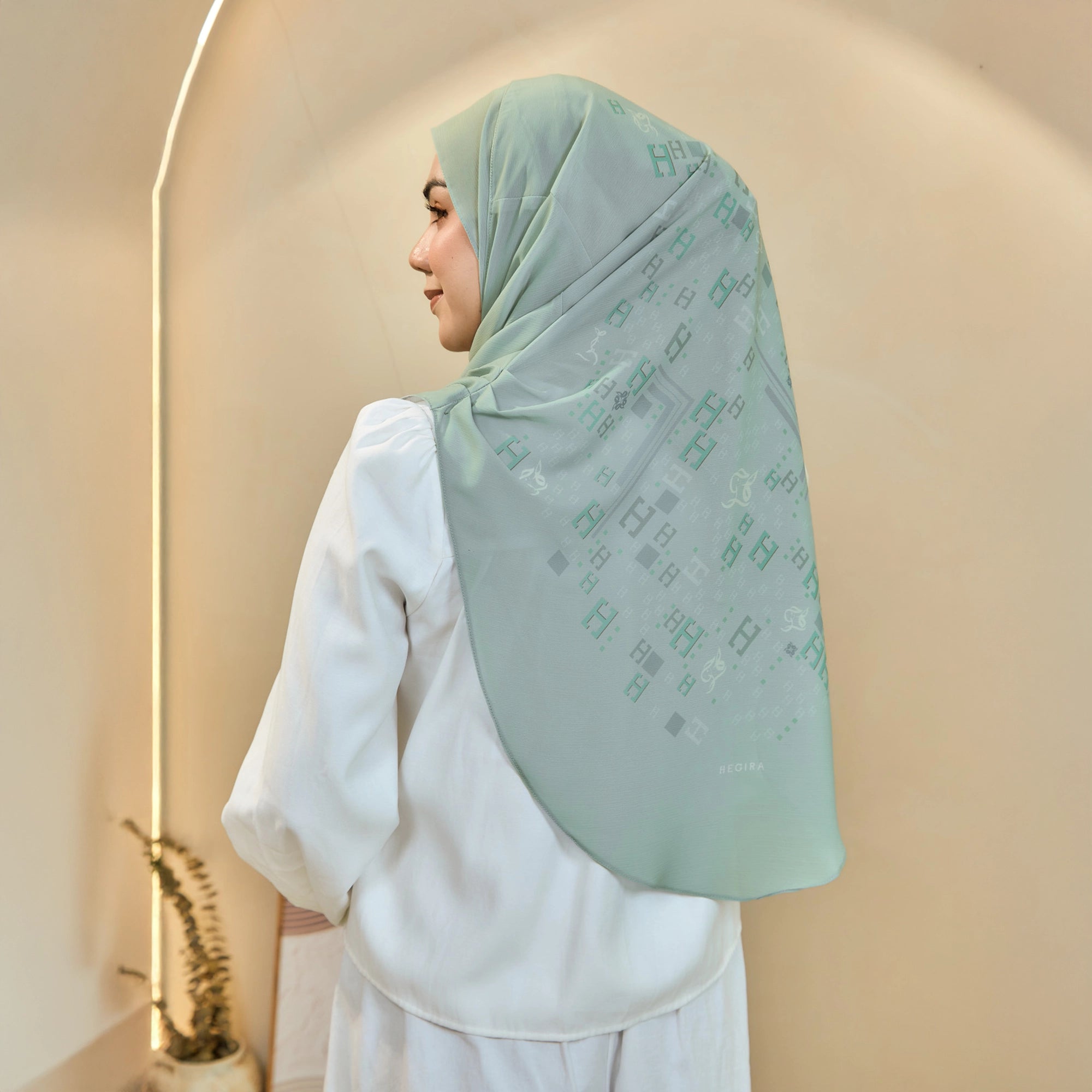 TWEELY-SO RUFFLES SIGNATURE in MISTY JADE