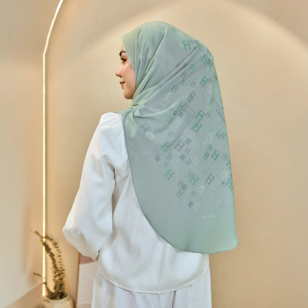 TWEELY-SO RUFFLES SIGNATURE in MISTY JADE