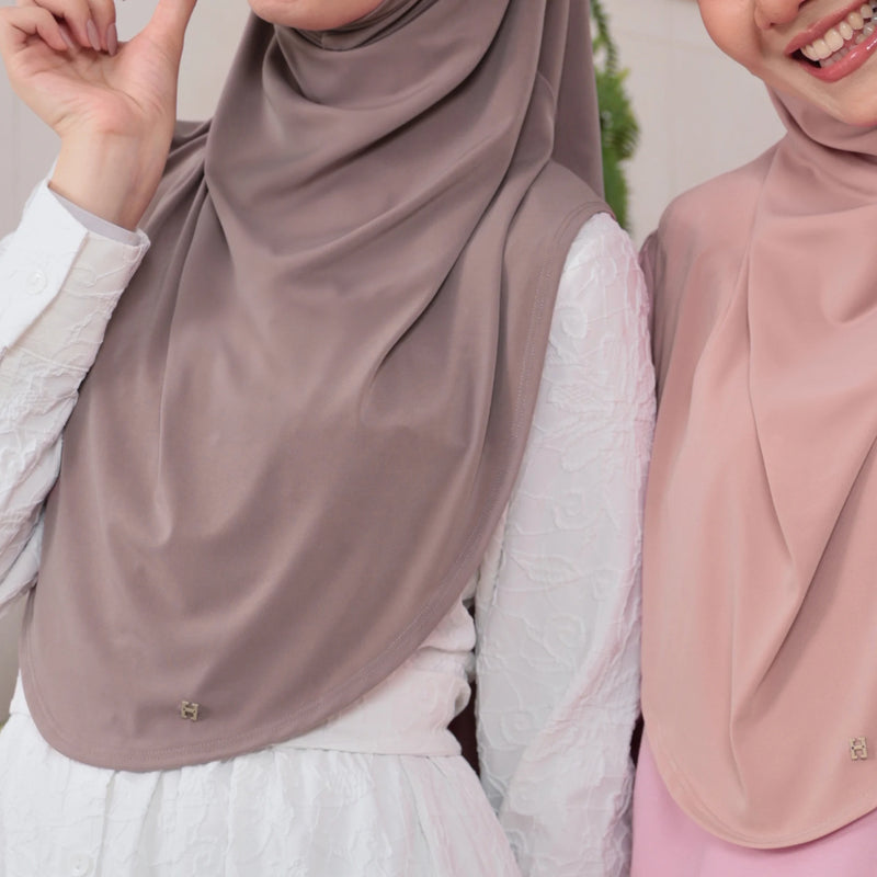 SO-ALEXIS in MAPLE SHADOW