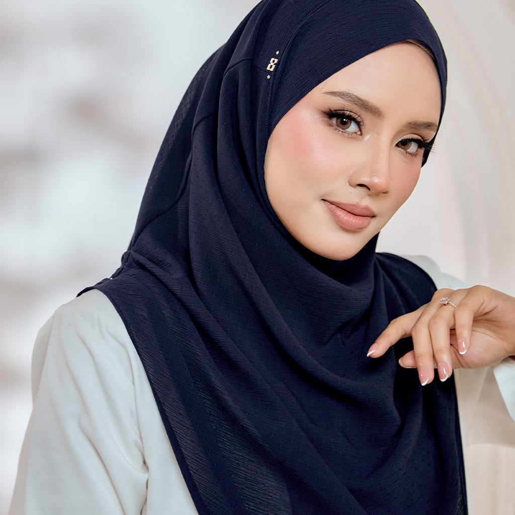TWEELY-SO DOTTIES in NAVY