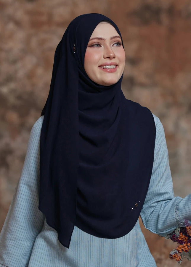 PRETTILY-SO in NIGHT SHADE