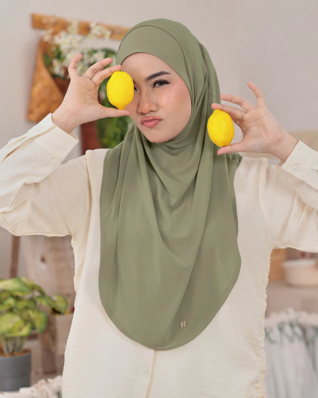 SO-ALEXIS in OLIVEMIST