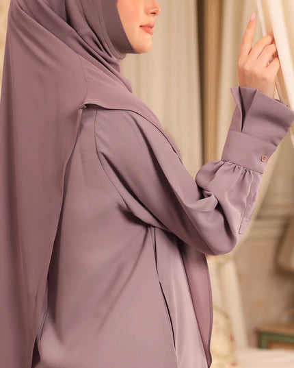 JO-NAYLA in OPERA MAUVE