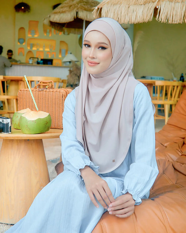 SO-ALLEYA in PALE BEIGE