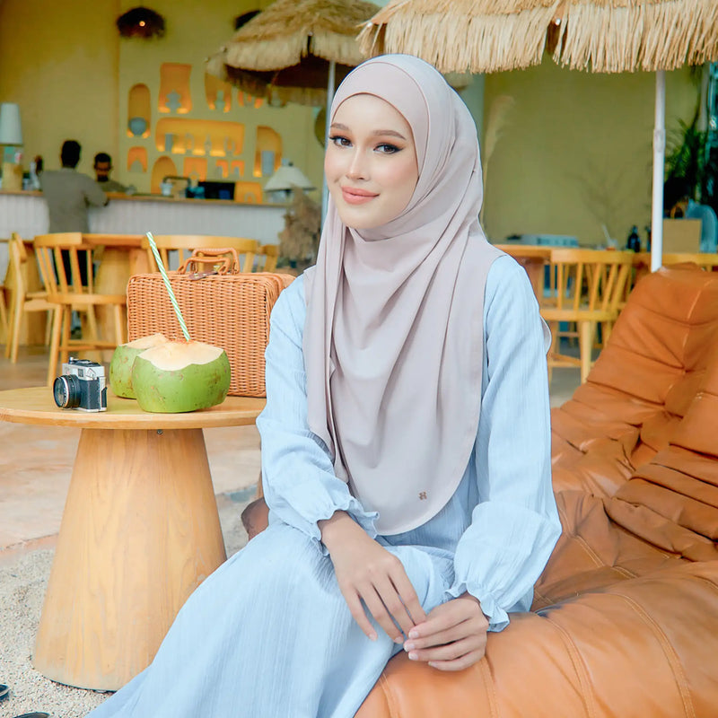 SO-ALLEYA in PALE BEIGE