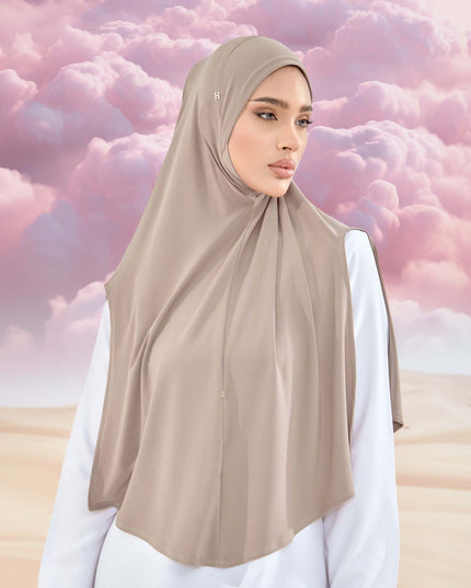 SO-MAHEERA in BISQUE