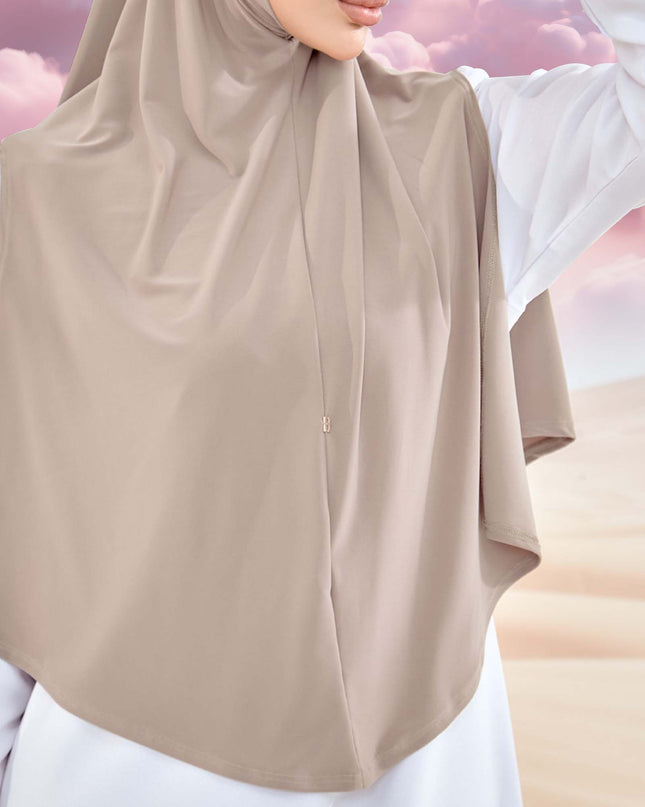 SO-MAHEERA in BISQUE