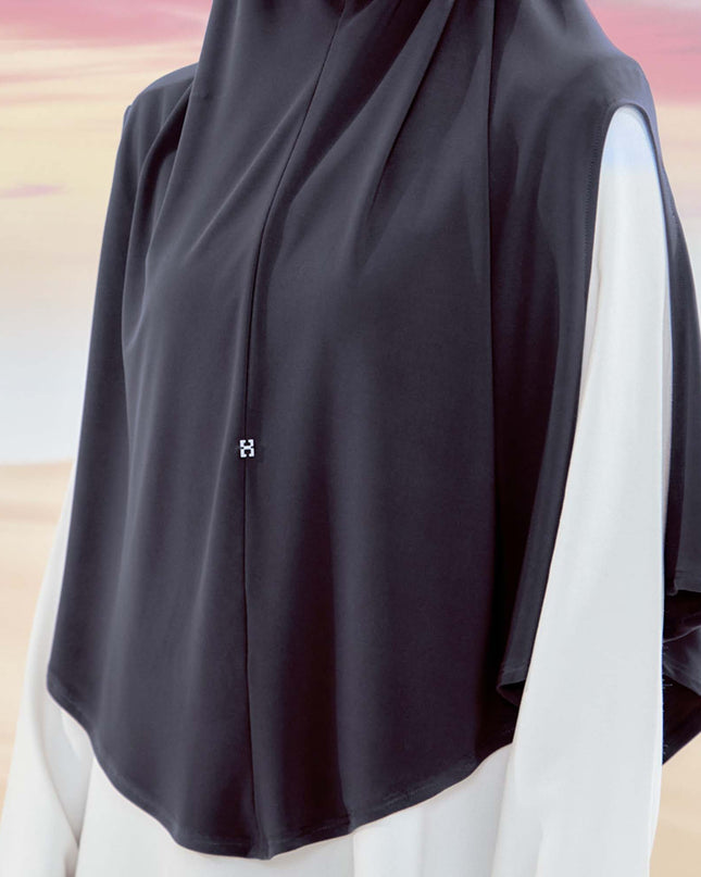 SO-MAHEERA in CHARCOAL