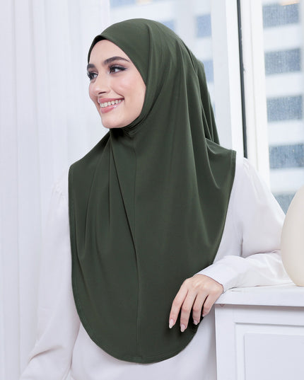 SO-LEA in PINE GREEN