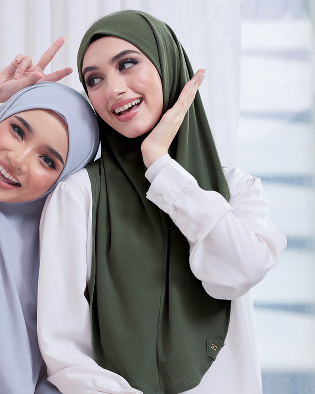 SO-LEA in PINE GREEN