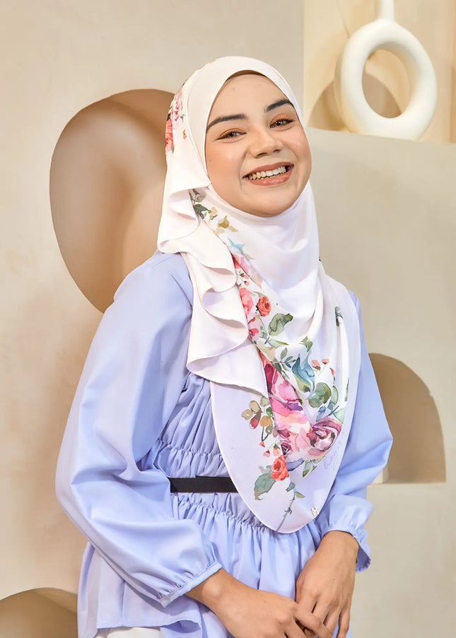 TWEELY-SO RUFFLES VEIL OF ROSARA in POWDER