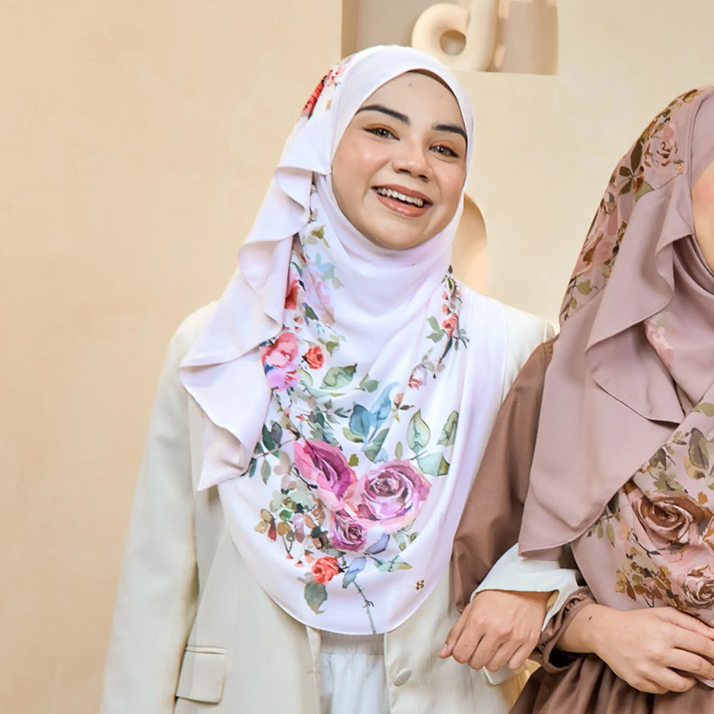 TWEELY-SO RUFFLES VEIL OF ROSARA in POWDER