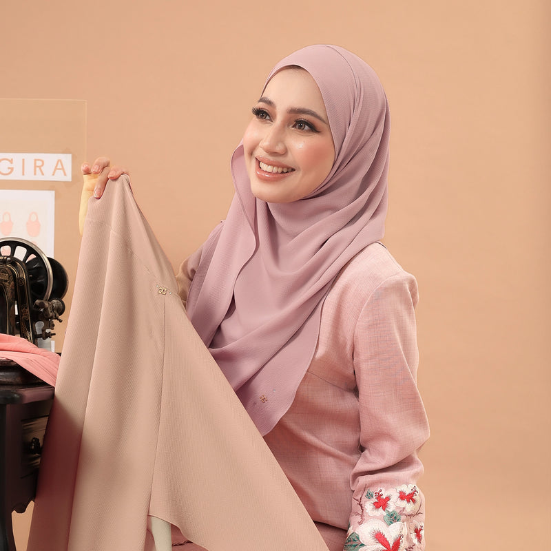 FABLY-SO in ROSE QUARTZ