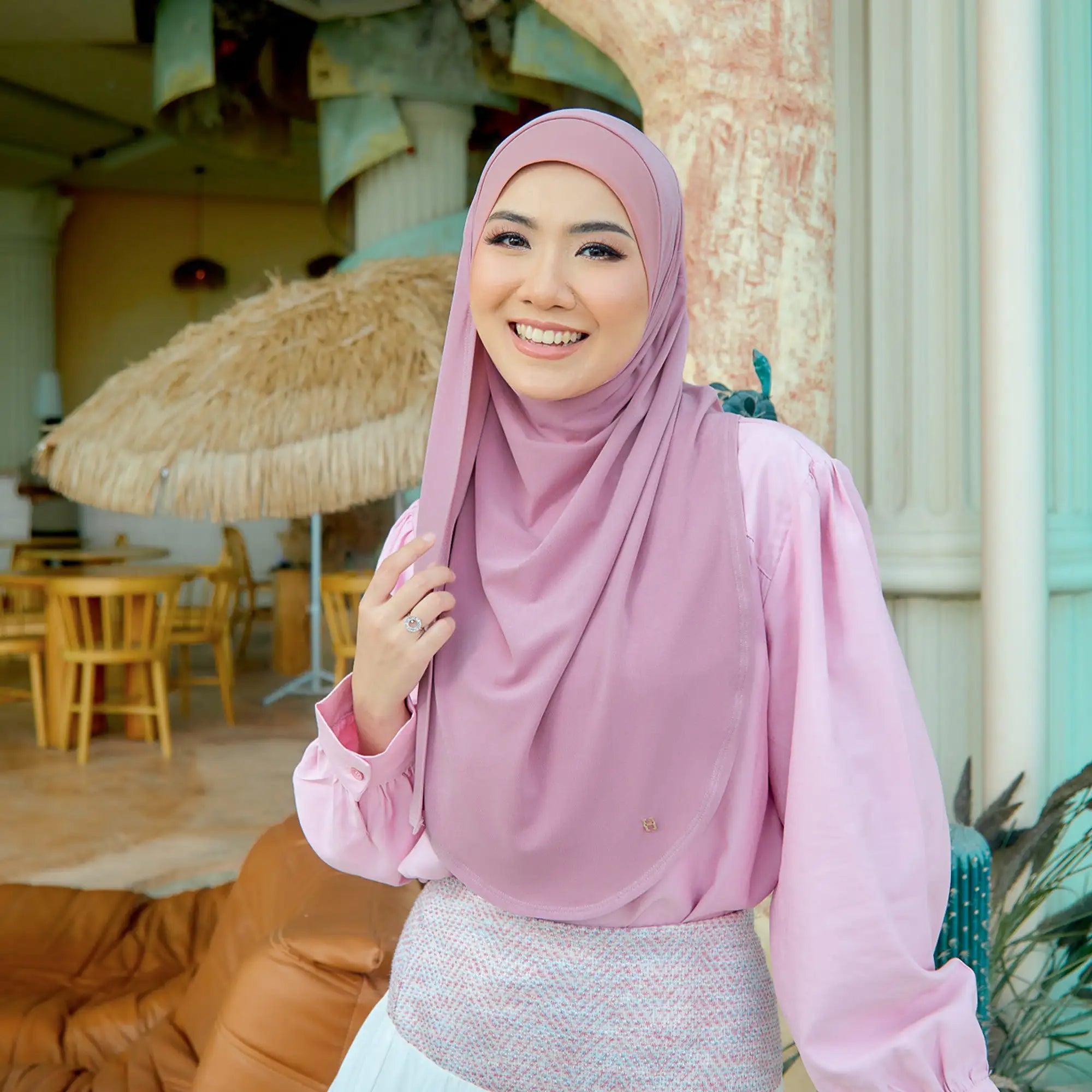 SO-ALLEYA in ROSEVINE