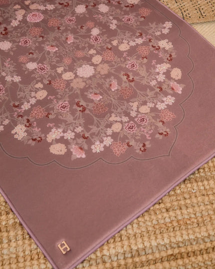 SAJDA HAYAT in ROSEWOOD