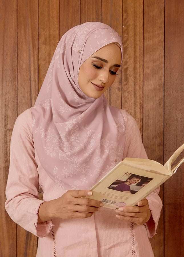 SOFTLY-SO CLOUD PETAL in ROSY TAN