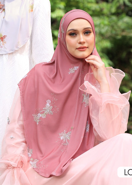 SO-MARJAN TWILL NC GARLAND in RUBY