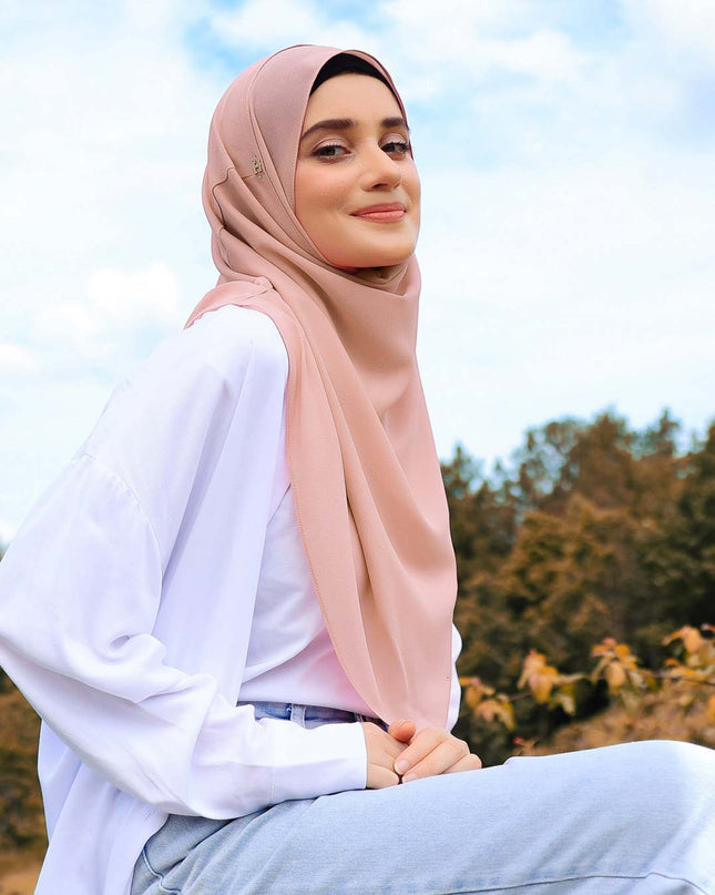 CUTELY-SO in SHELL CORAL