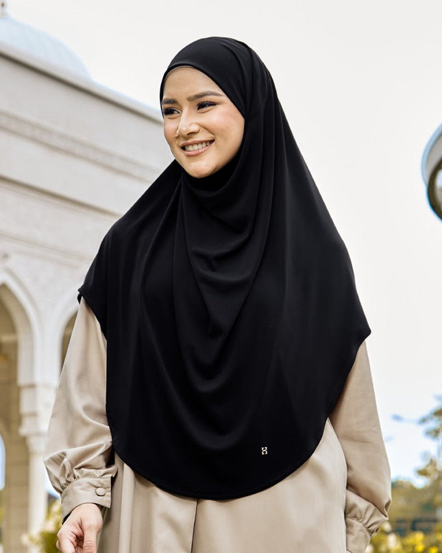 SO-GRACELYN in BLACK