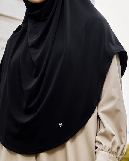 SO-GRACELYN in BLACK