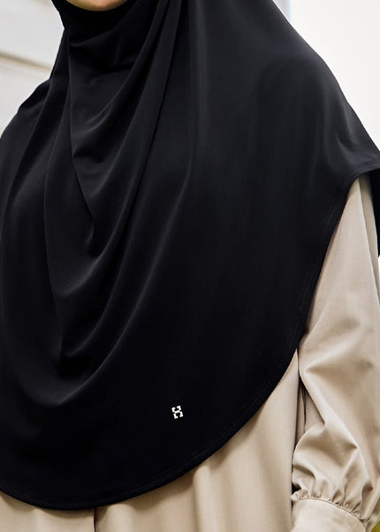 SO-GRACELYN in BLACK