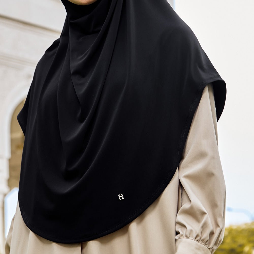 SO-GRACELYN in BLACK