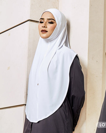 SO-MEDINA TRUE in WHITE