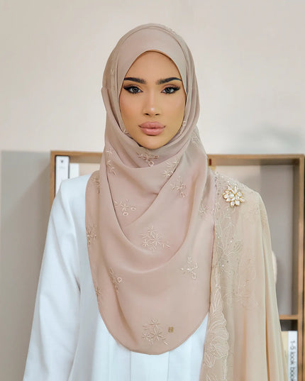 TWEELY-SO LUXE ELARA in SWEET CHESTNUT