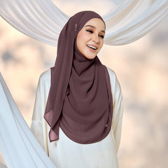 PRETTILY-SO in SAHARA