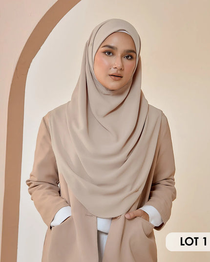 GRACEFULLY-SO PLAIN in VANILLA