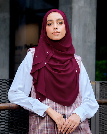 WAVERLY-SO in VELVET BERRY