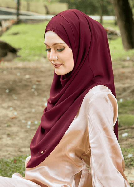 DREAMY-SO in VELVET CHERRY