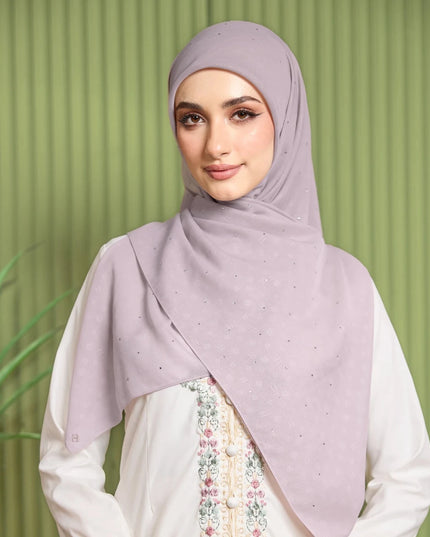 PS-INSCRIBED LUMINA in VINEYARD PASSAGE