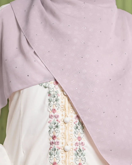 PS-INSCRIBED LUMINA in VINEYARD PASSAGE