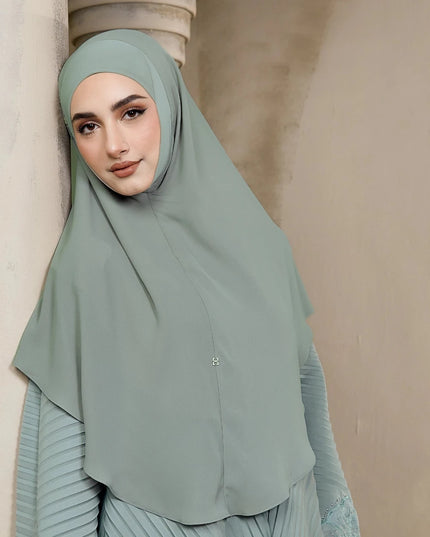 IMANLY-SO in VIRIDION GREEN