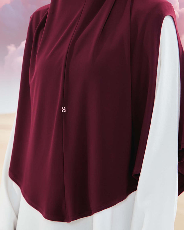 SO-MAHEERA in VELVET BERRY