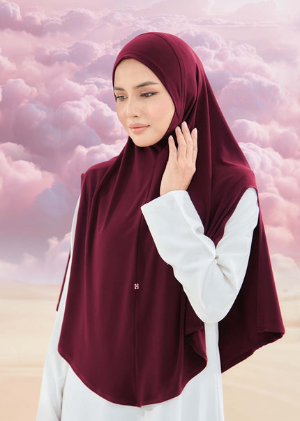 SO-MAHEERA in VELVET BERRY