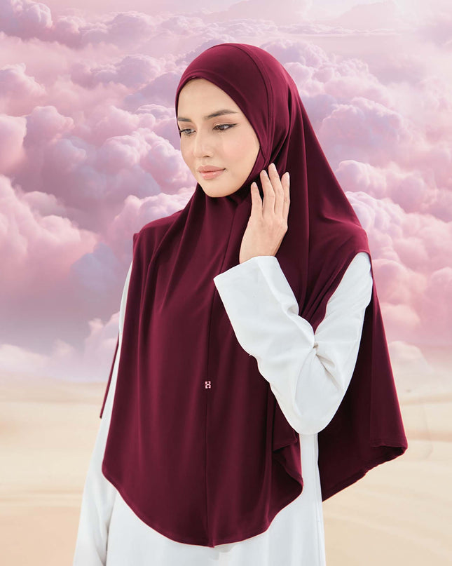 SO-MAHEERA in VELVET BERRY