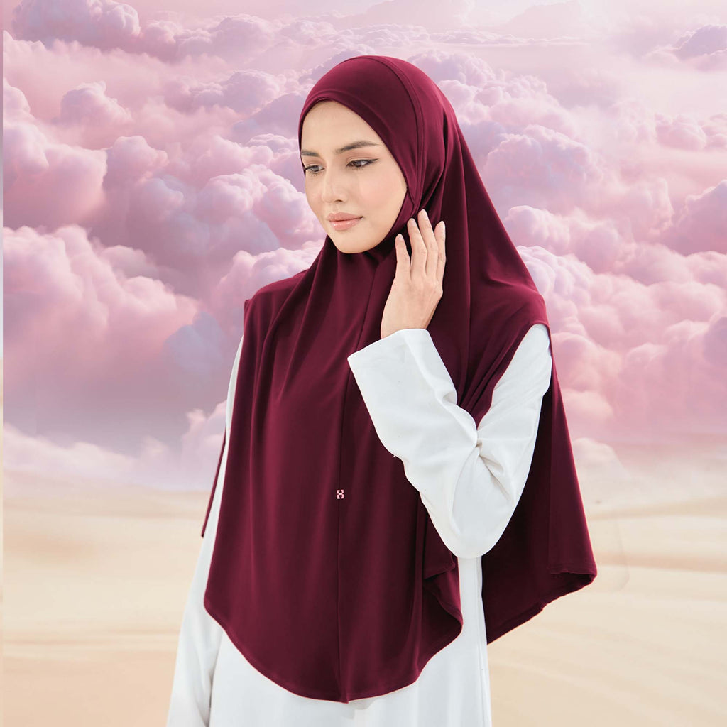 SO-MAHEERA in VELVET BERRY