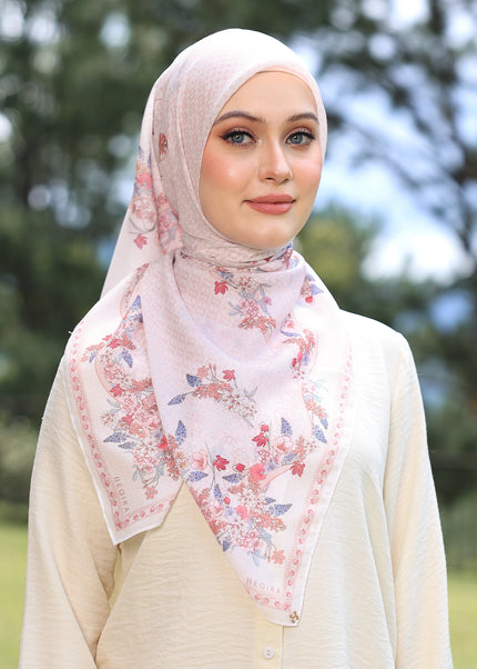 PS-GARLAND VOILE in WHITE
