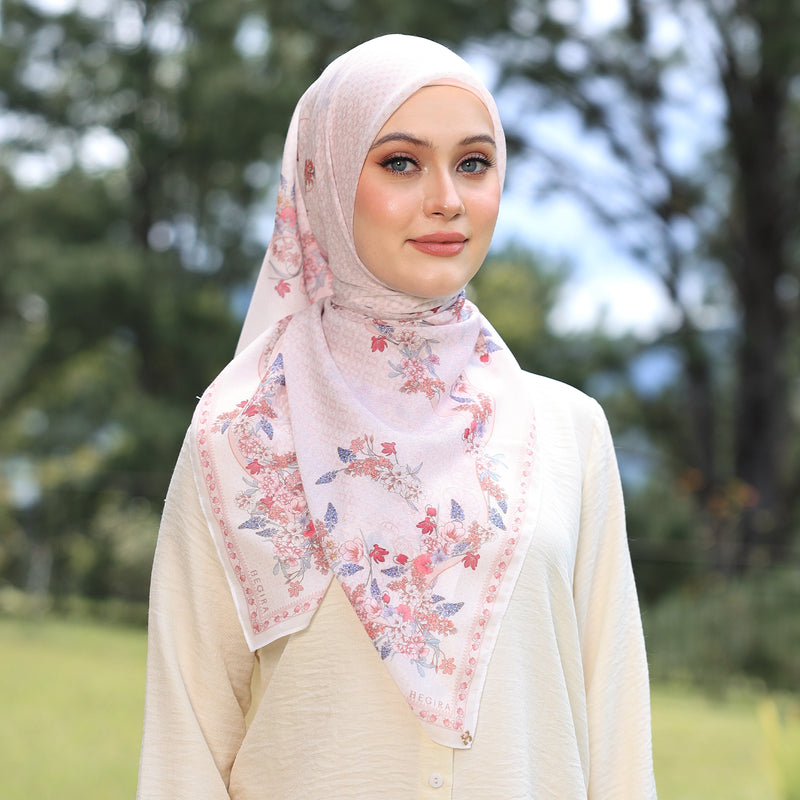 PS-GARLAND VOILE in WHITE