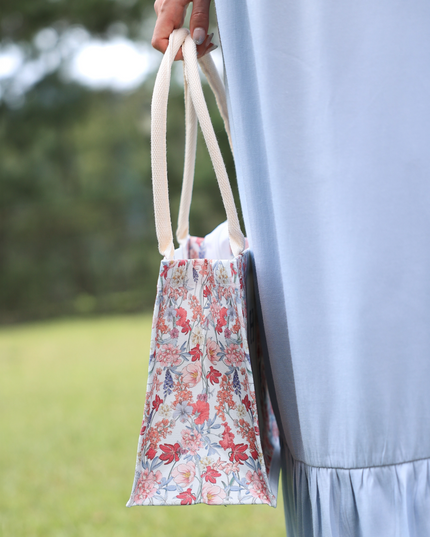 TO-LOVE GARLAND in WHITE