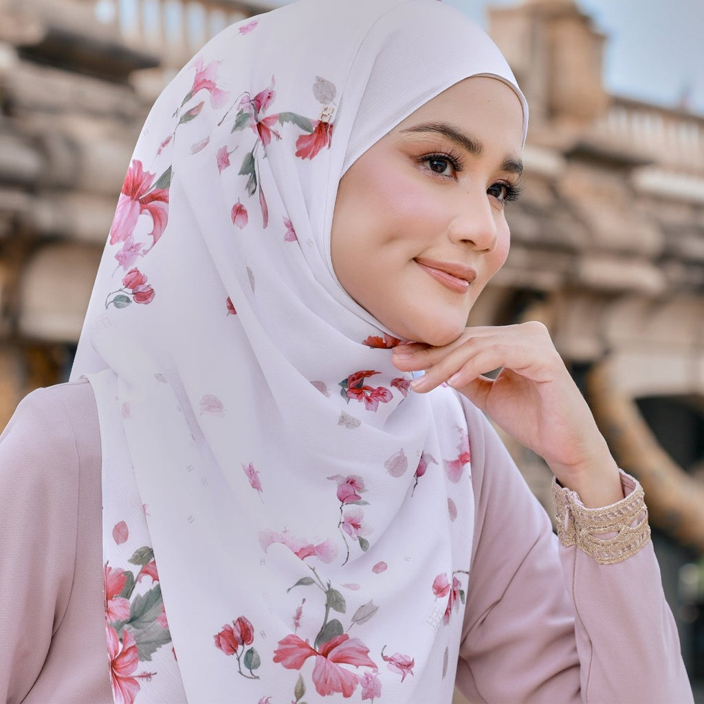 TWEELY-SO BASIC PUSPA in WHITE